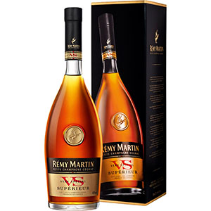 Доставка коньяка REMY MARTIN VS 0.5л